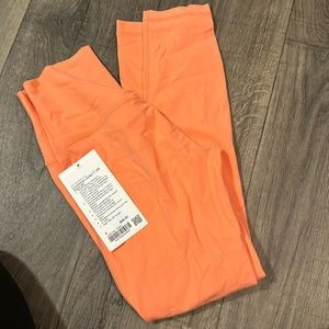LuluLemon Aligns *NEW*